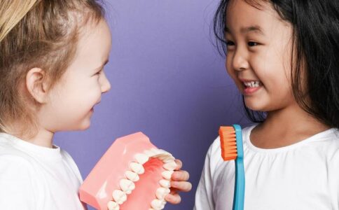 Teach Kids Dental Hygiene